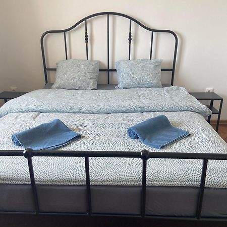 New Colorful Apartment With Big Balcony 브라티슬라바 외부 사진
