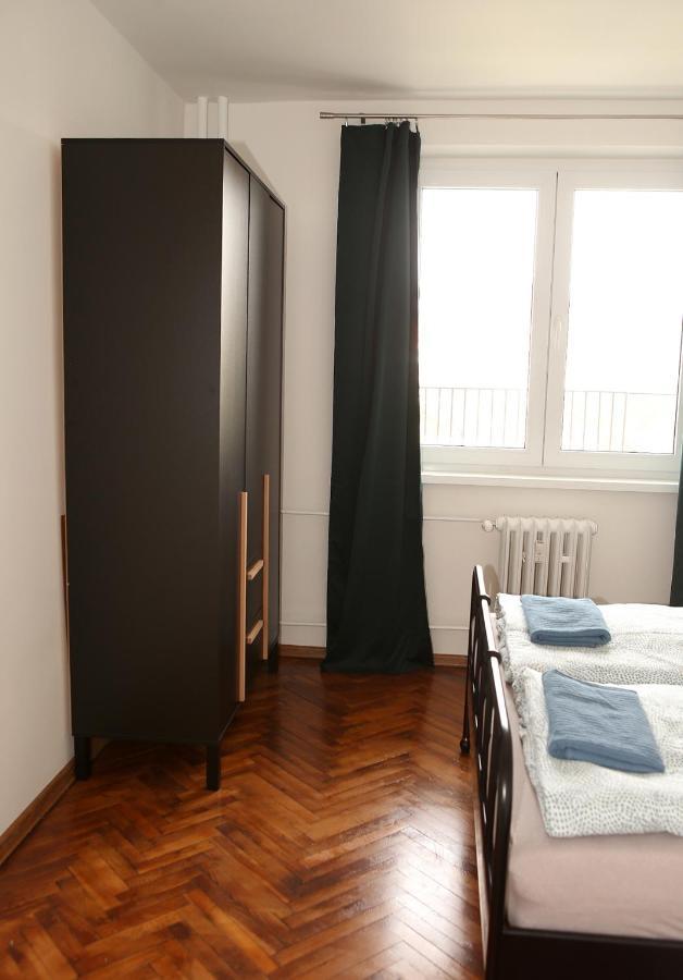 New Colorful Apartment With Big Balcony 브라티슬라바 외부 사진